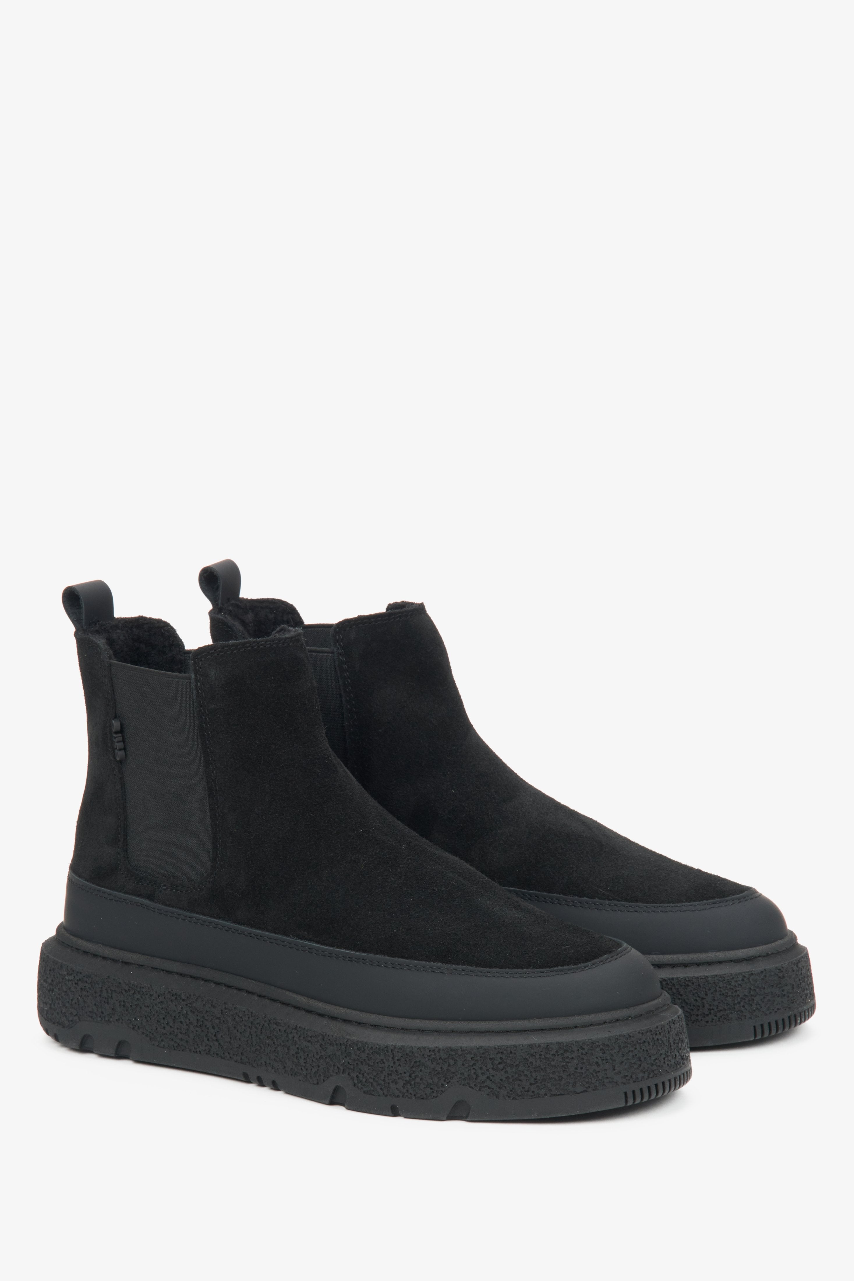 Winter Chelsea boots for women by Estro made of velour.