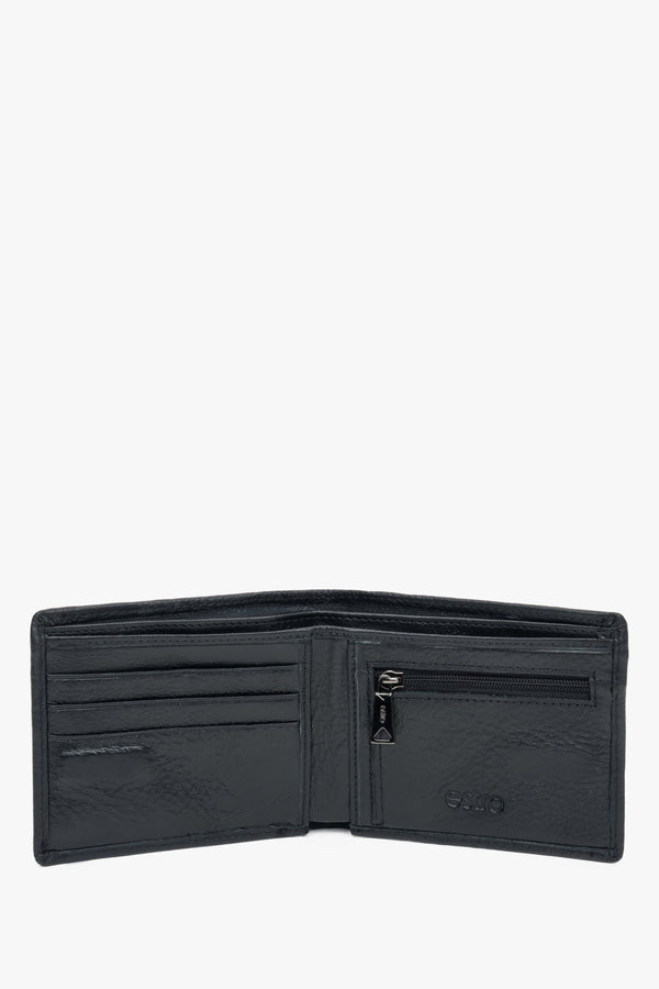 Black men's wallet Estro made of genuine leather, adorned with a subtle brand logo - interior view of the product.