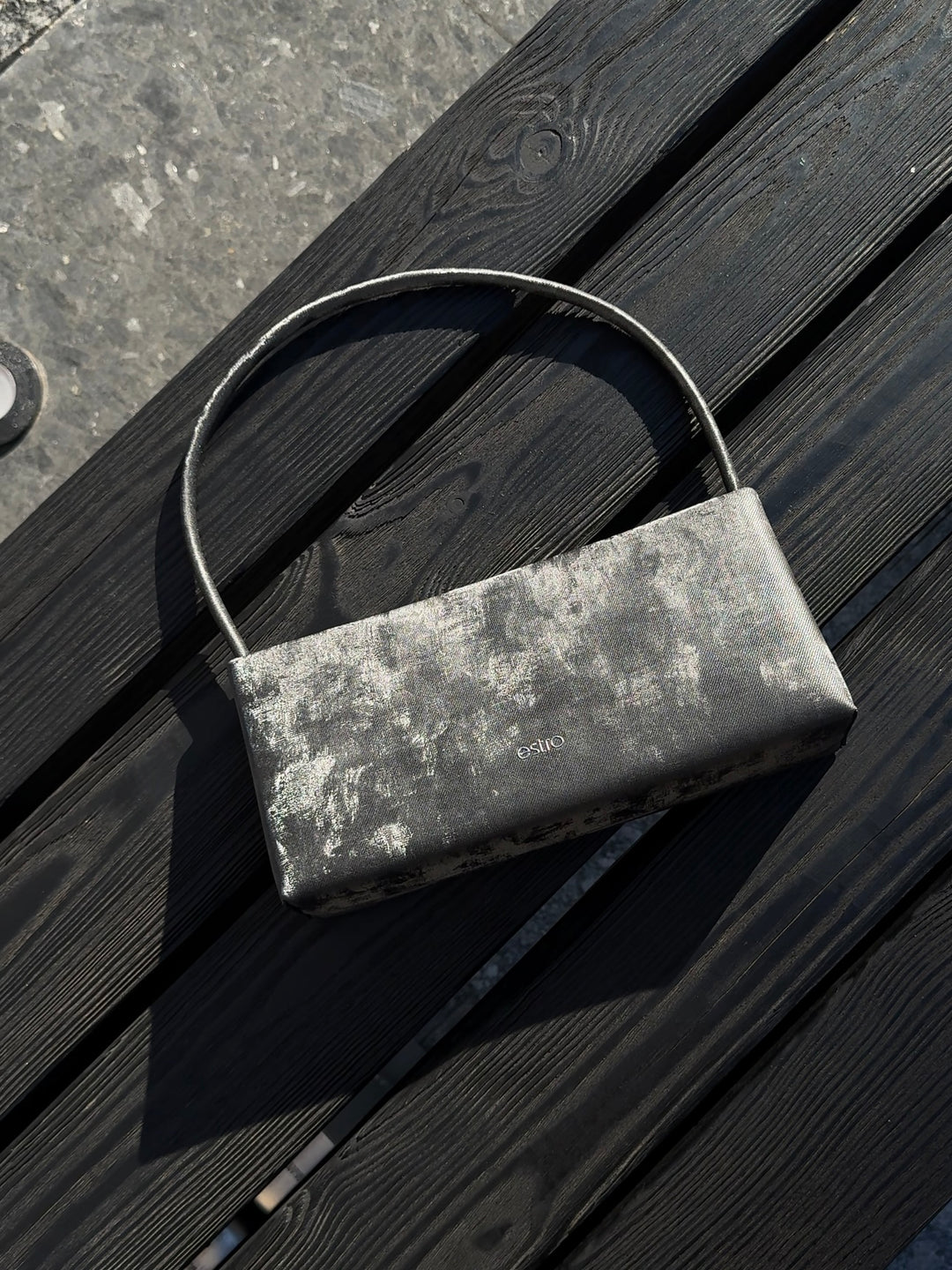Women's Dark Grey Leather Shoulder Bag with a Marble Print Estro.