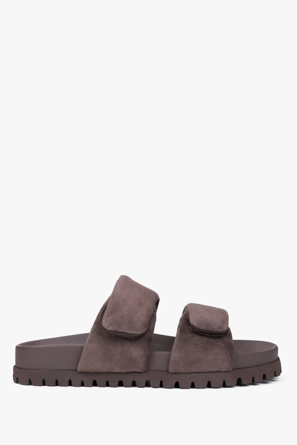 Women's Dark Brown Velour Slide Sandals with Soft Straps Estro ER00116945.