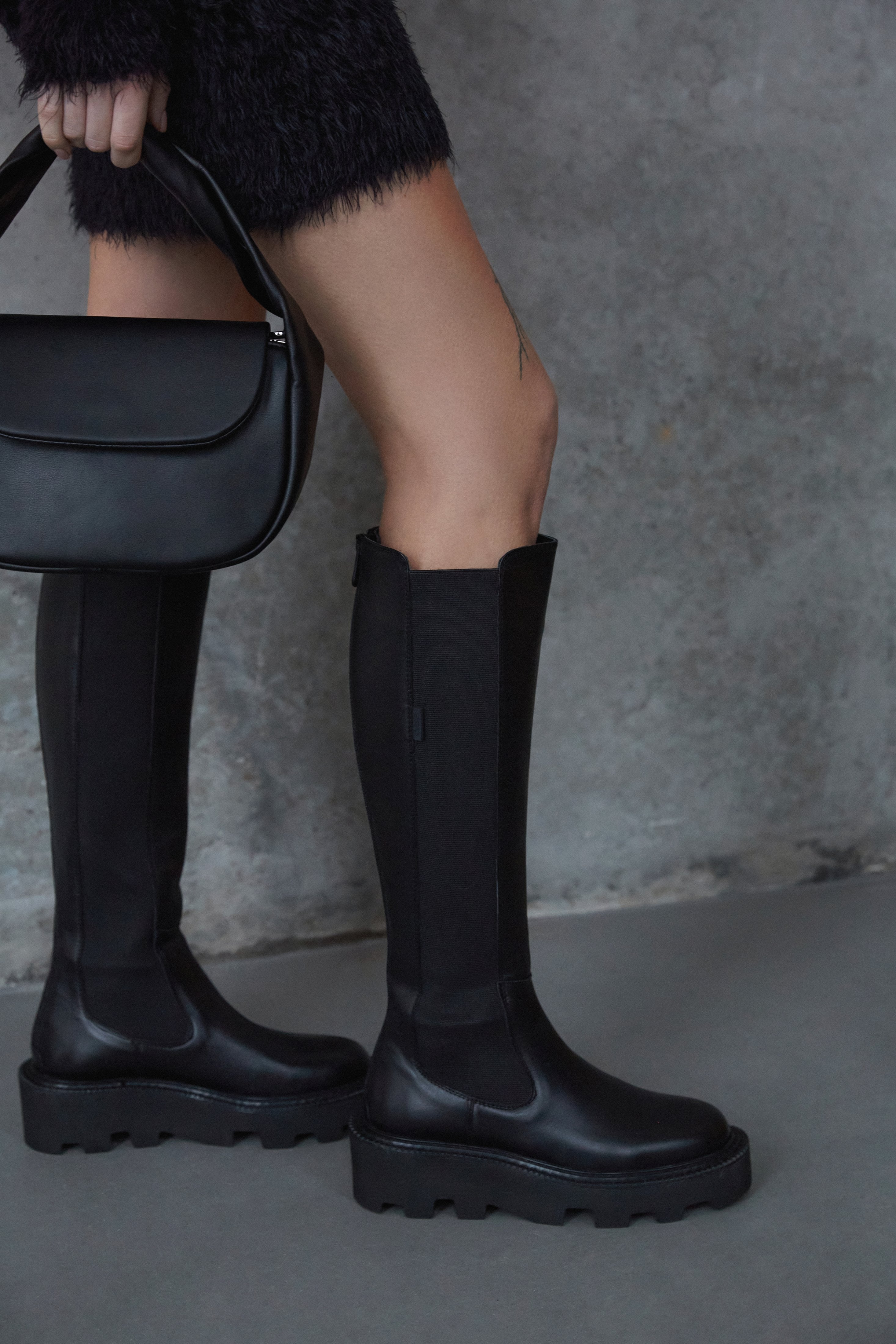 Women's Knee High Flat Boots - Side Zip Winter Boots With Knit & PU