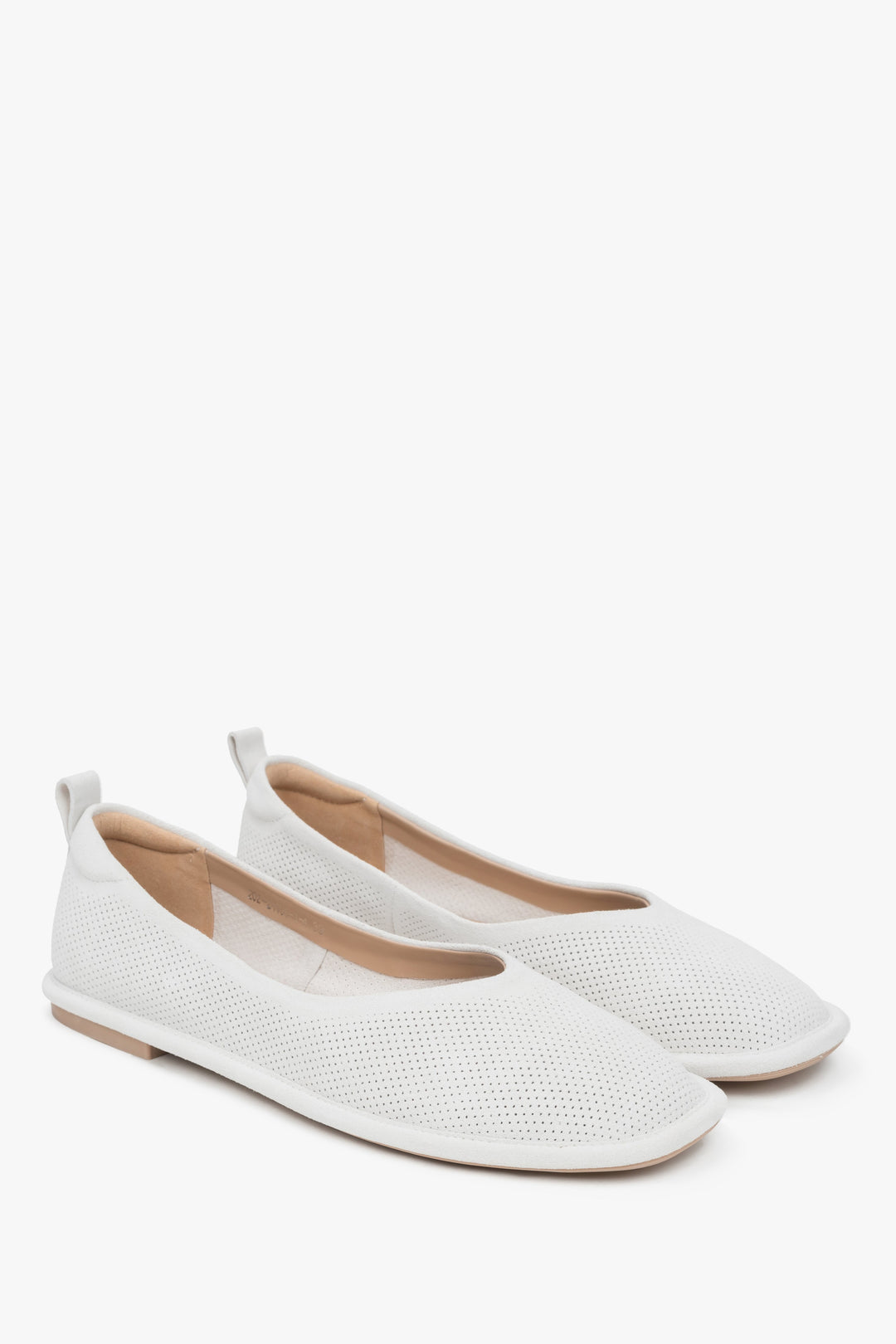 Women's ballet flats by Estro in white, made of soft genuine perforated velour.
