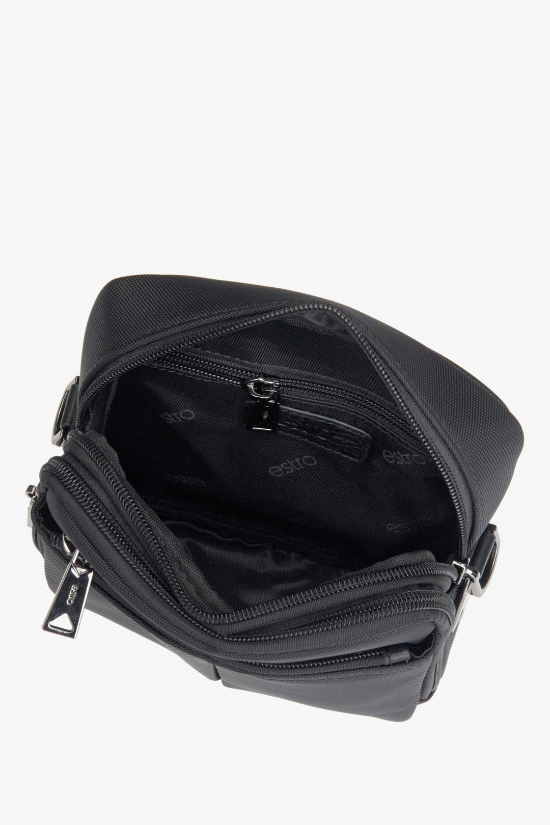 Close-up on the interior of the men's  black bag by Estro.