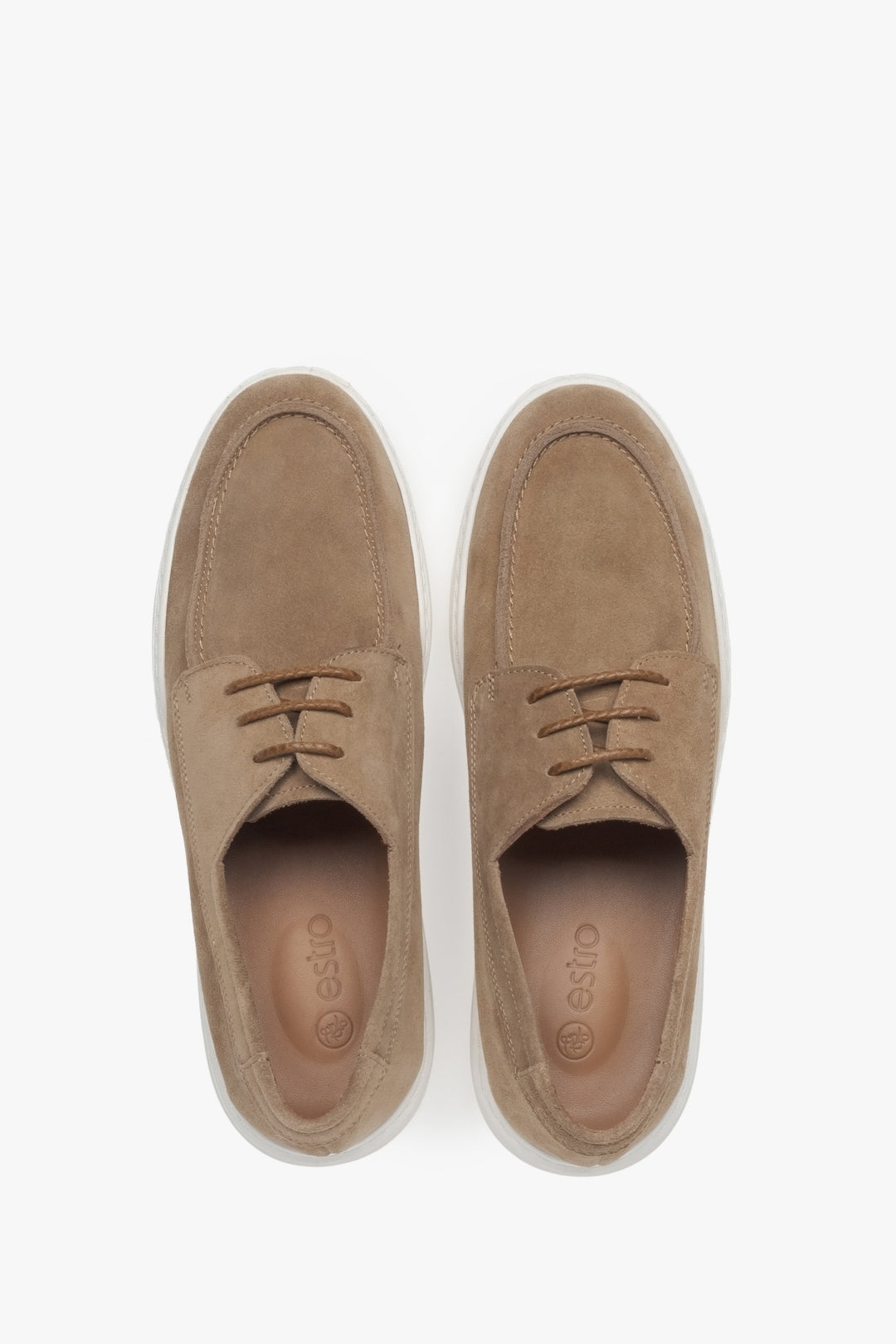 Classic men's derby shoes made of beige velour.