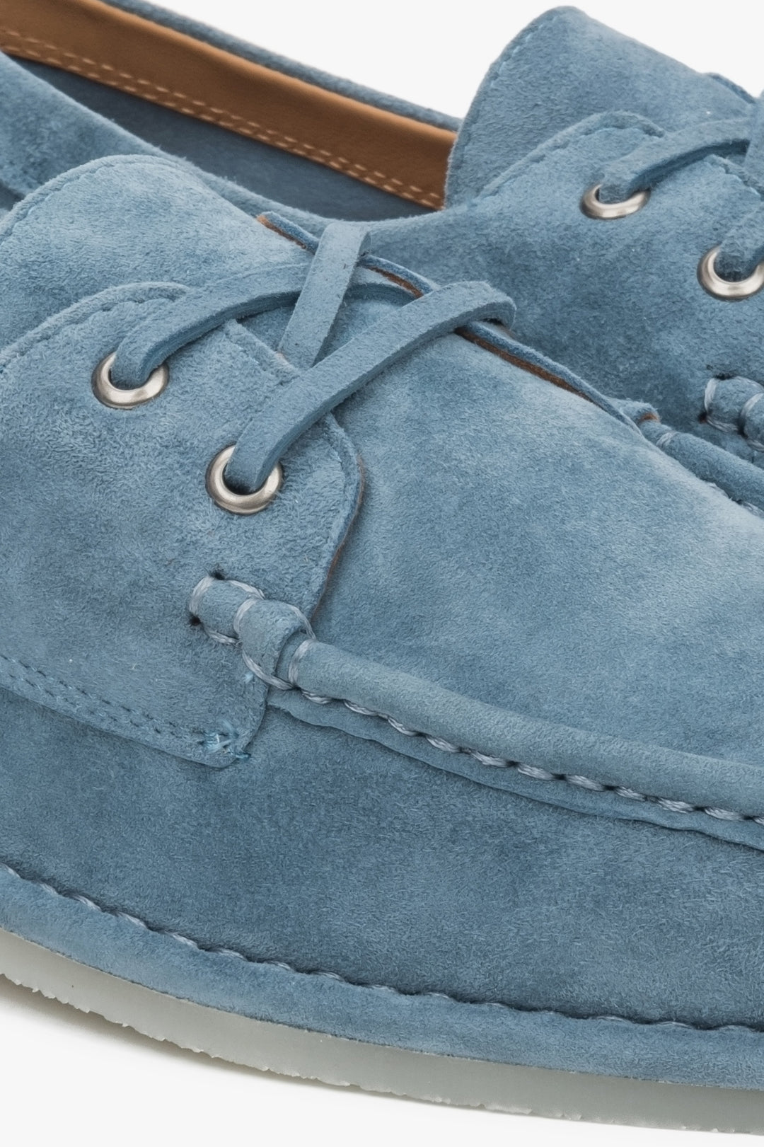 Blue lace-up Estro women's velour loafers in a nautical style – close-up of the details.