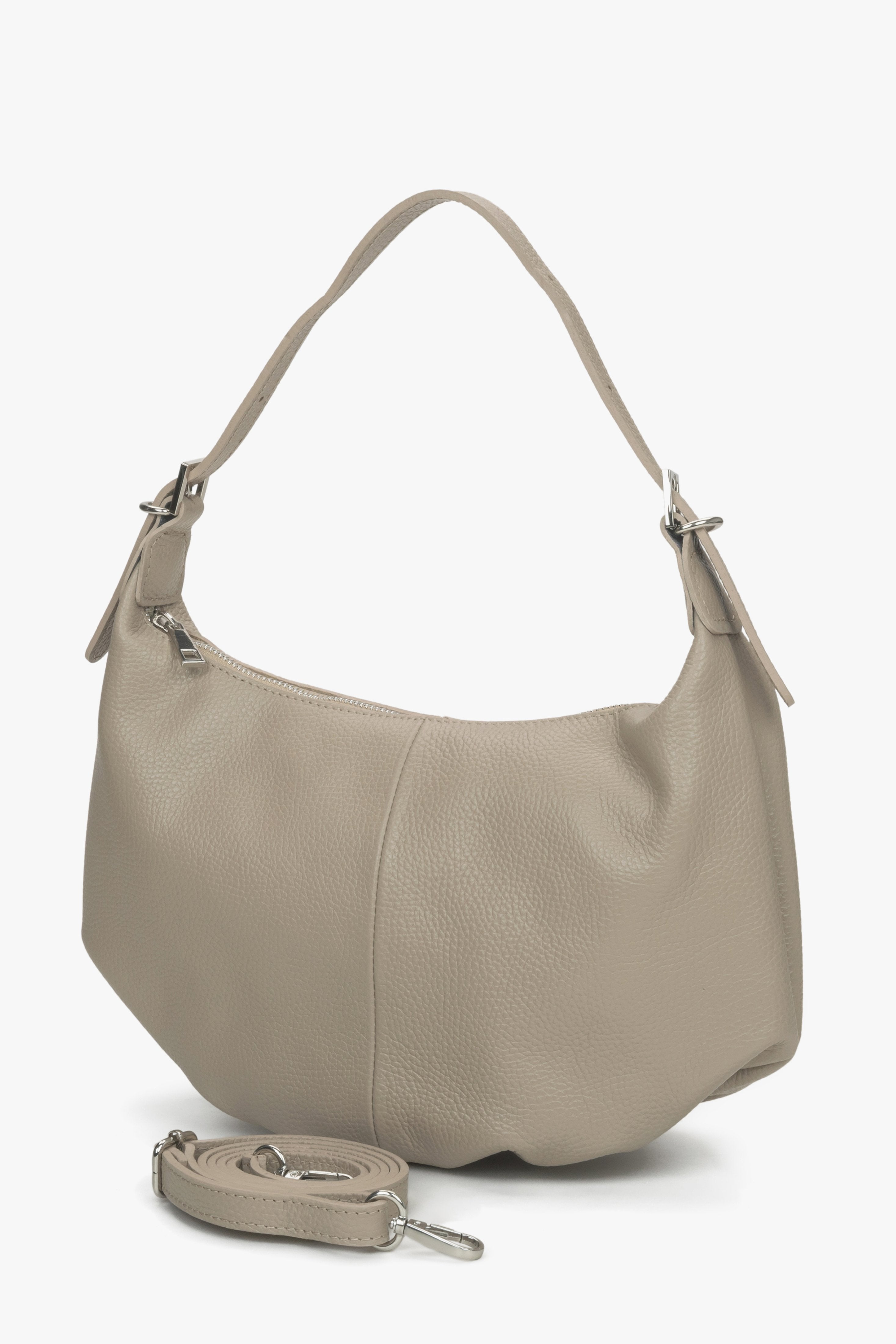 Beige spacious bag made of Italian genuine leather.