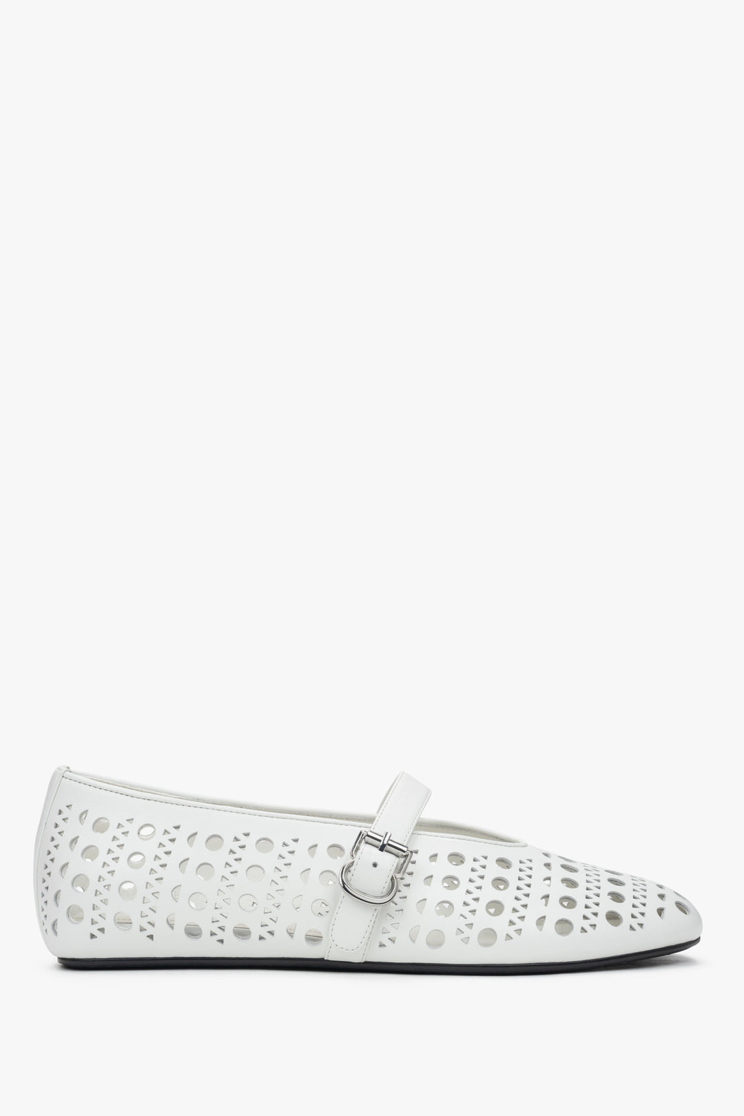 Women's White Perforated Ballet Flats made of Genuine Leather for Summer Estro ER00116977.
