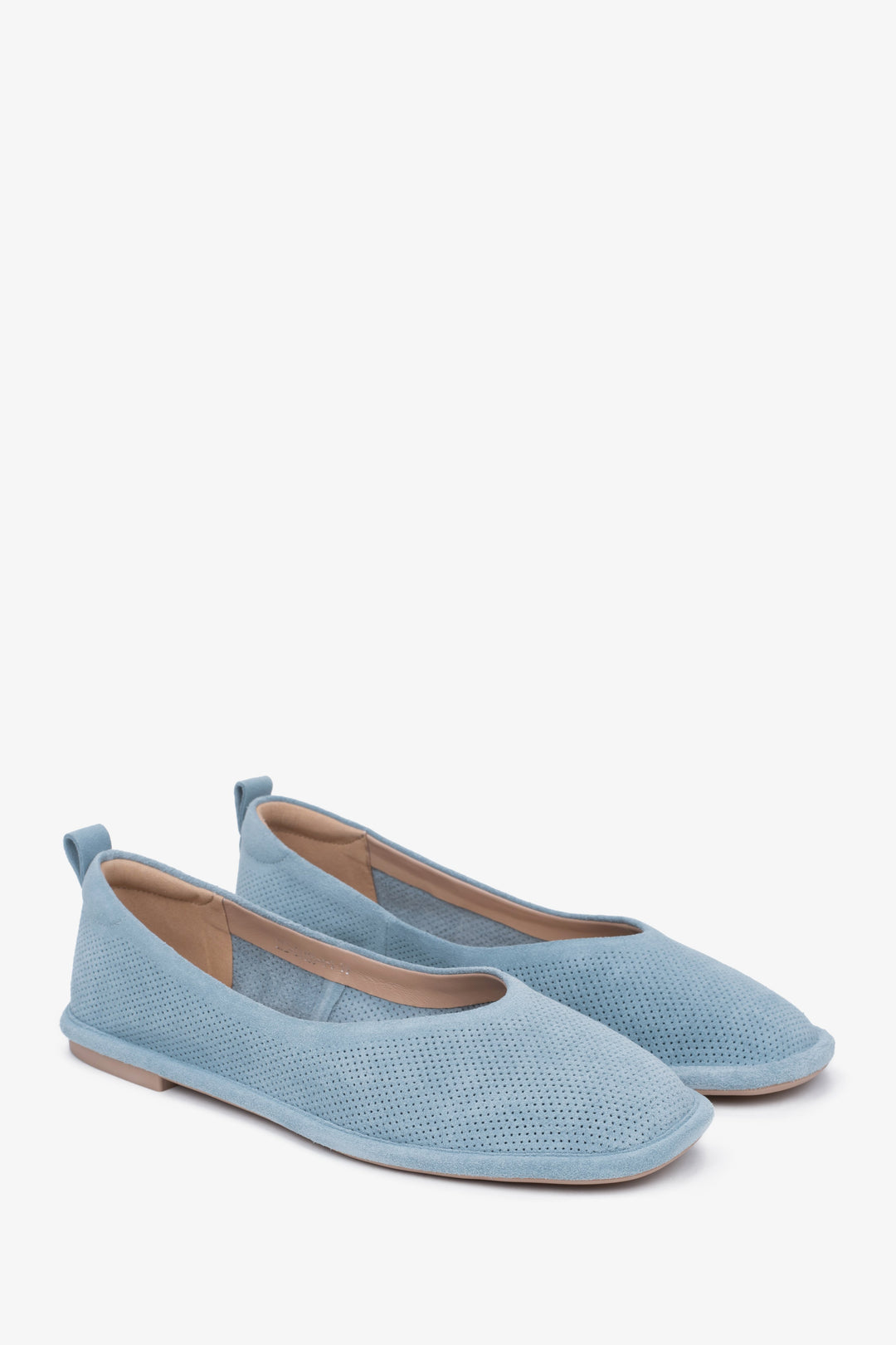 Women's ballet flats by Estro in blue, made of soft genuine perforated velour.