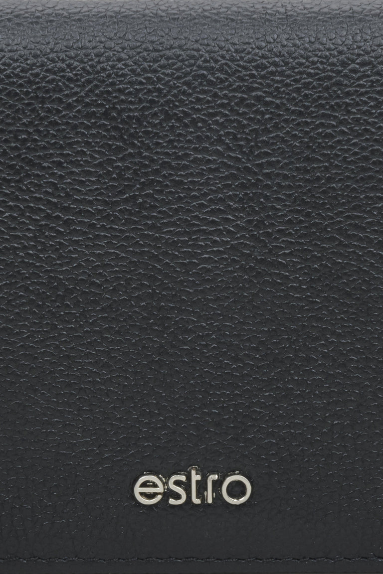 Estro men's large black wallet - close-up on details.