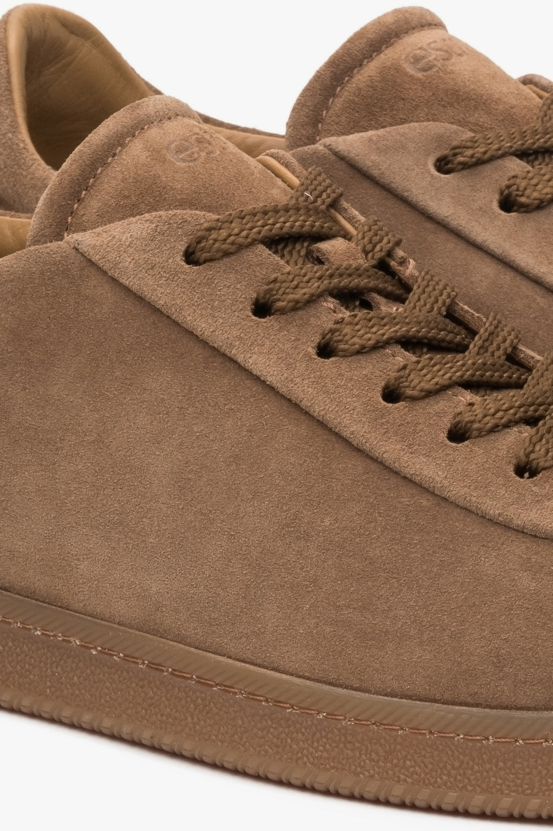 Brown men's sneakers by Estro, made of premium Italian genuine velour – details.