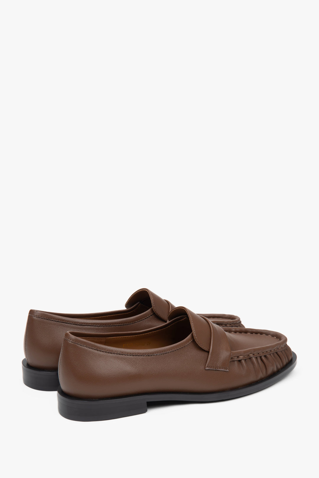 Brown women's loafers made of natural leather with decorative gathering by Estro.
