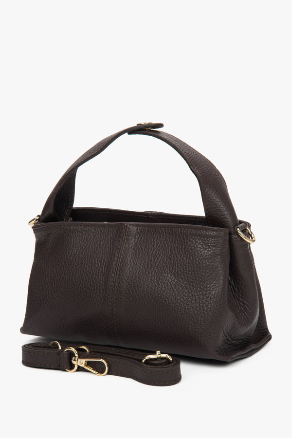 Handy women's dark brown handbag by Estro.