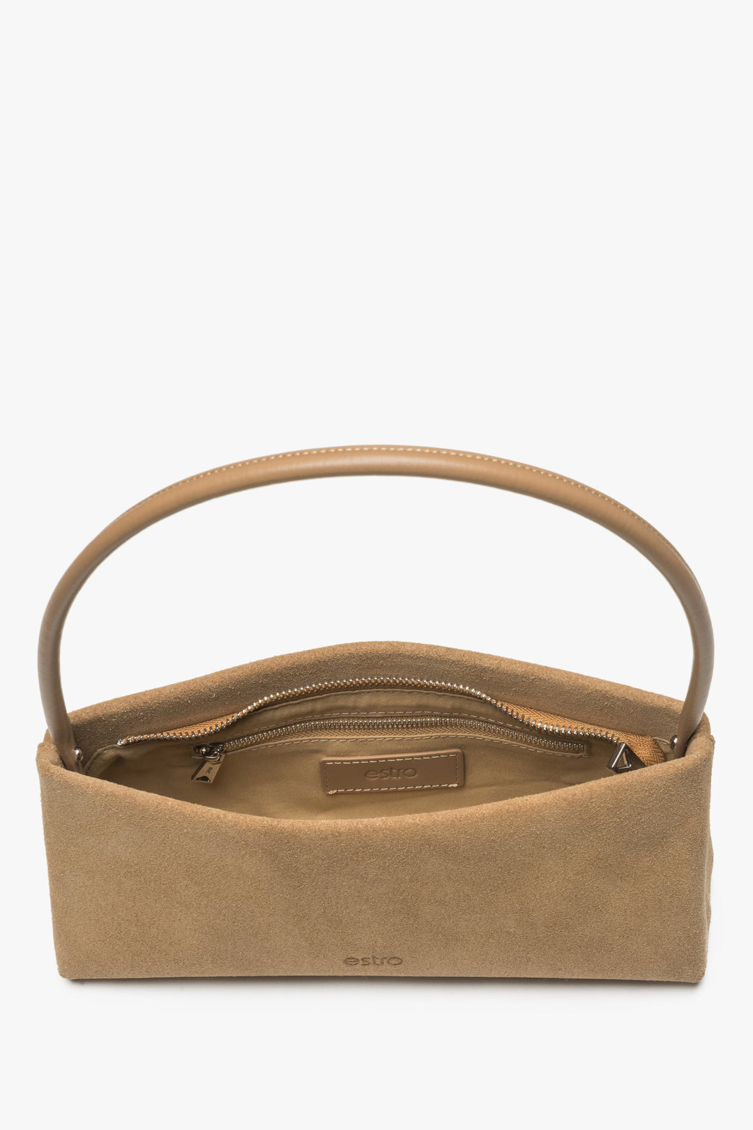 Women's bag by Estro, made of natural velour in a beige shade, perfect for wearing on the shoulder.