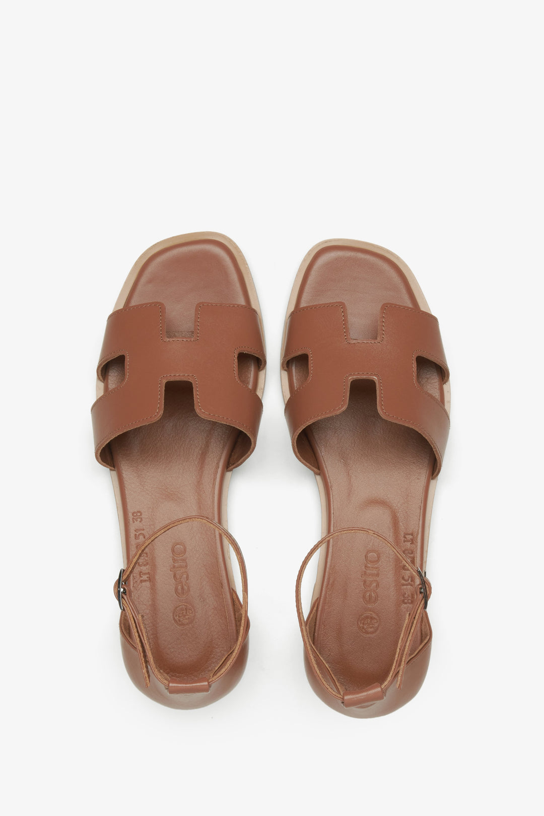 Women's leather sandals by Estro in brown - top view presentation.