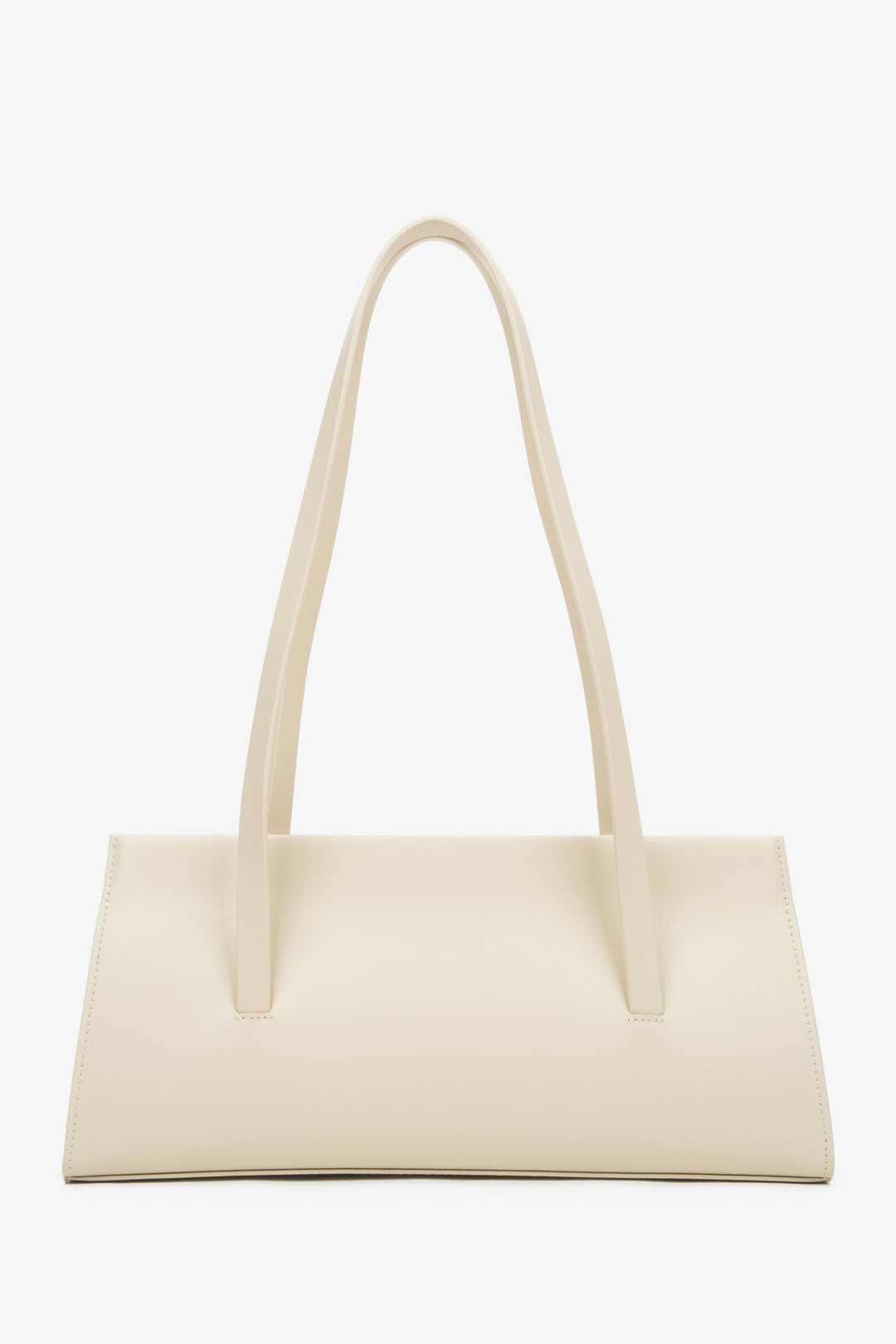 Elegant light beige women's handbag by Estro, made of natural leather.