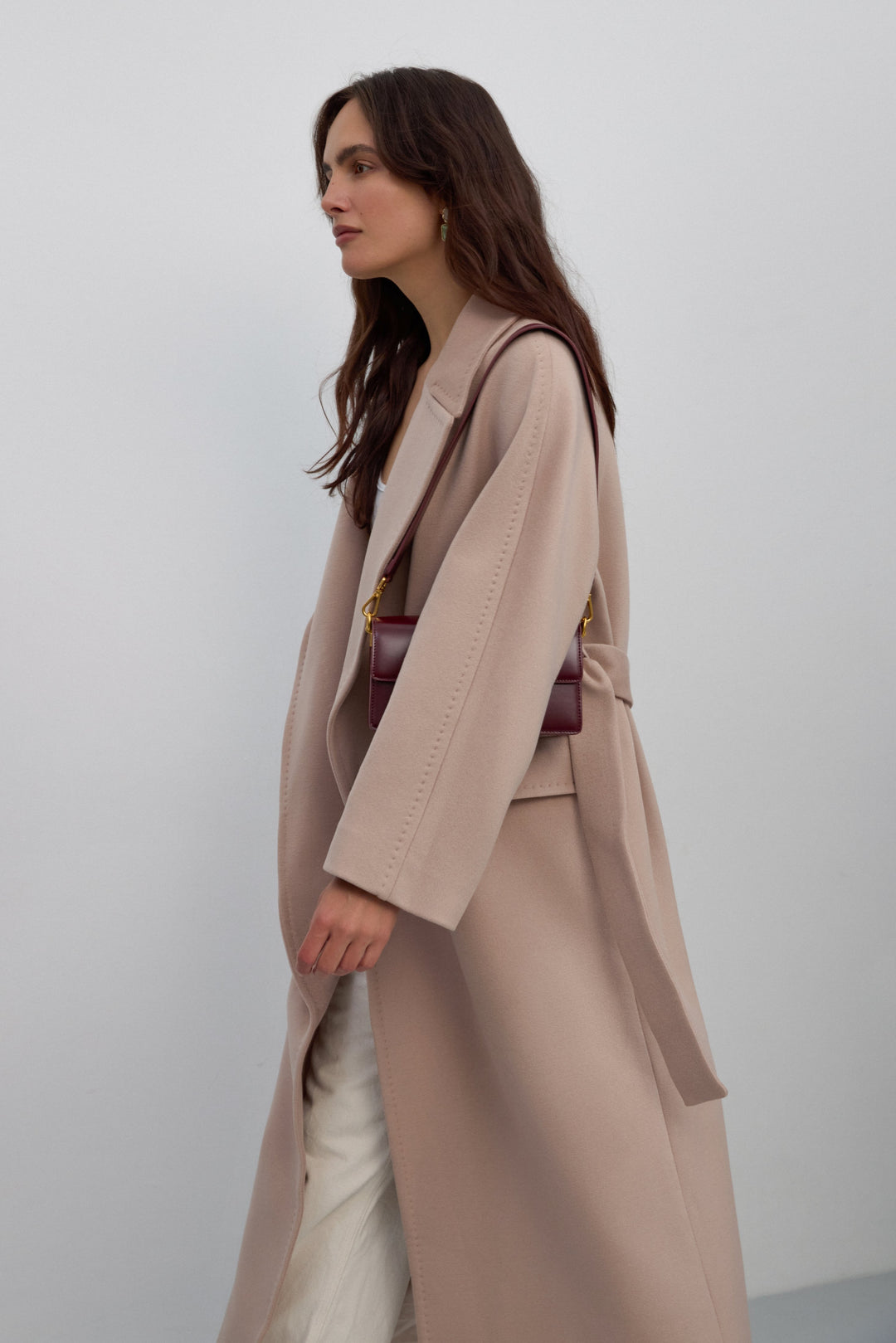 Ankle-Length Women’s Coat, Beige, with Wool and Wide Collar Estro ER00117902.