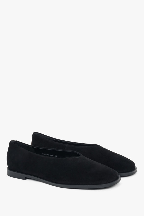 Black barefoot ballet flats by Estro, made of exceptionally soft natural velour.