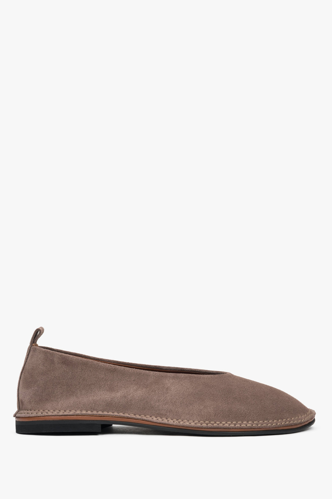 Women's Dark Beige Soft Velour Ballet Flats Estro ER00117364.