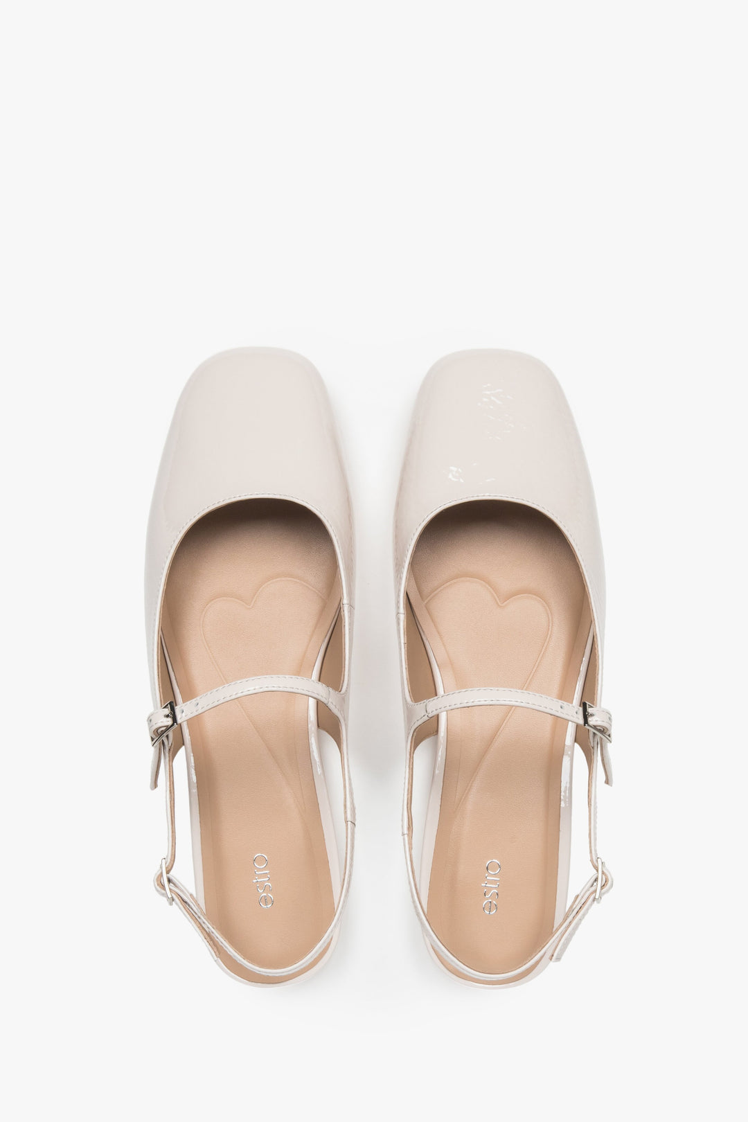 Estro women's slingback flats in light beige patent leather.
