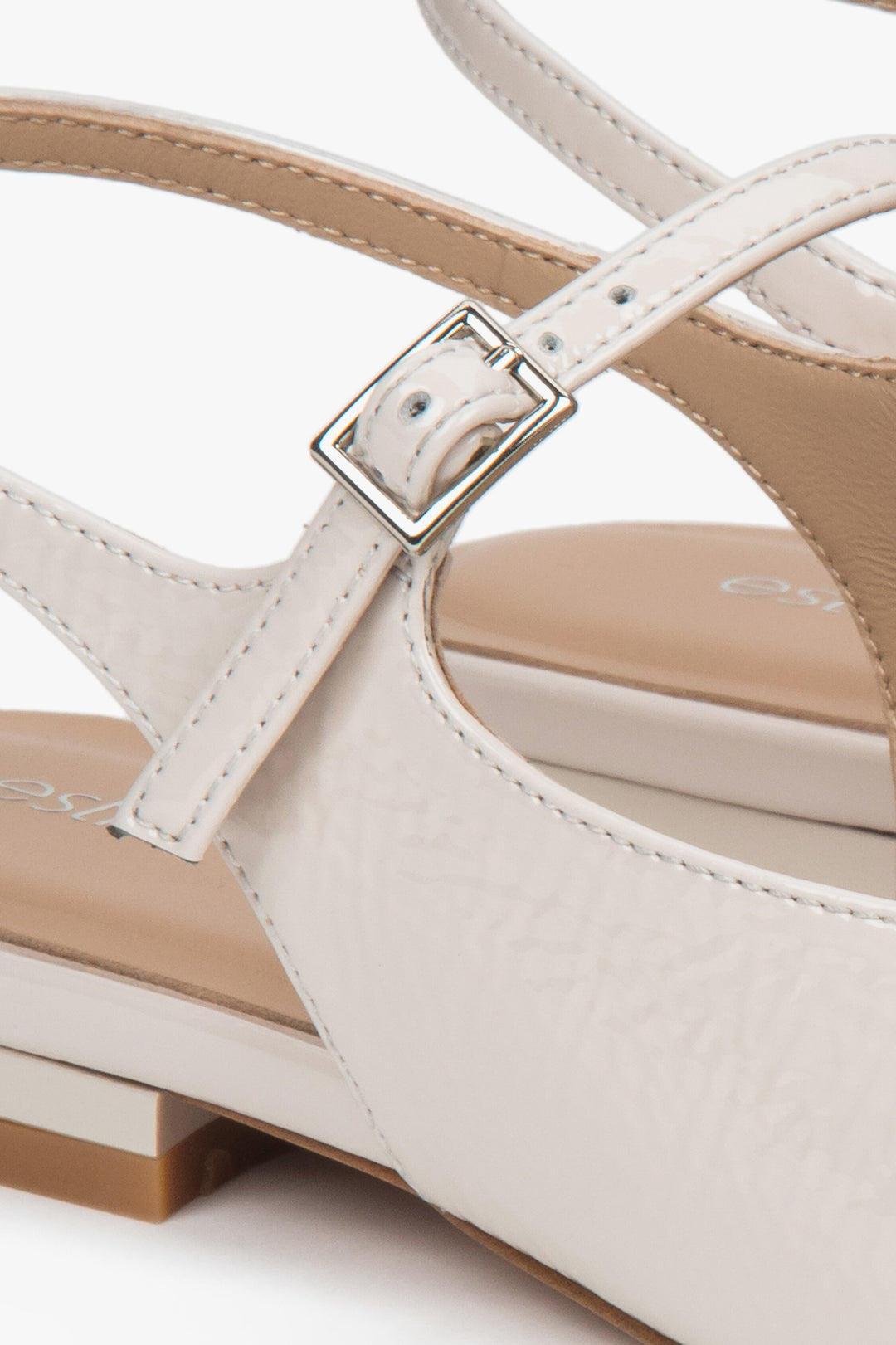 Light beige patent leather women's slingback flats - details.