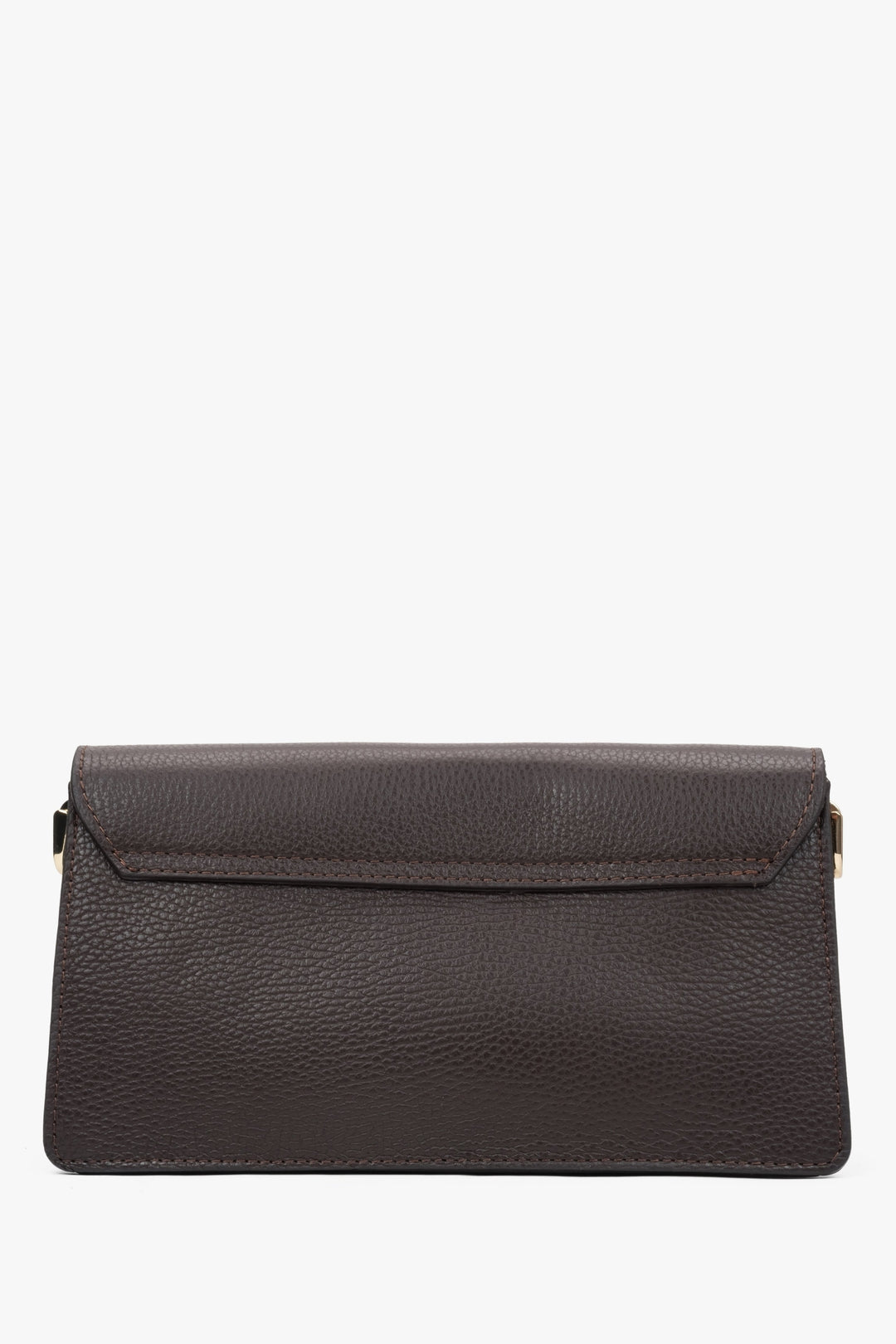 Discover the Estro Women's Saddle Brown Shoulder Bag.