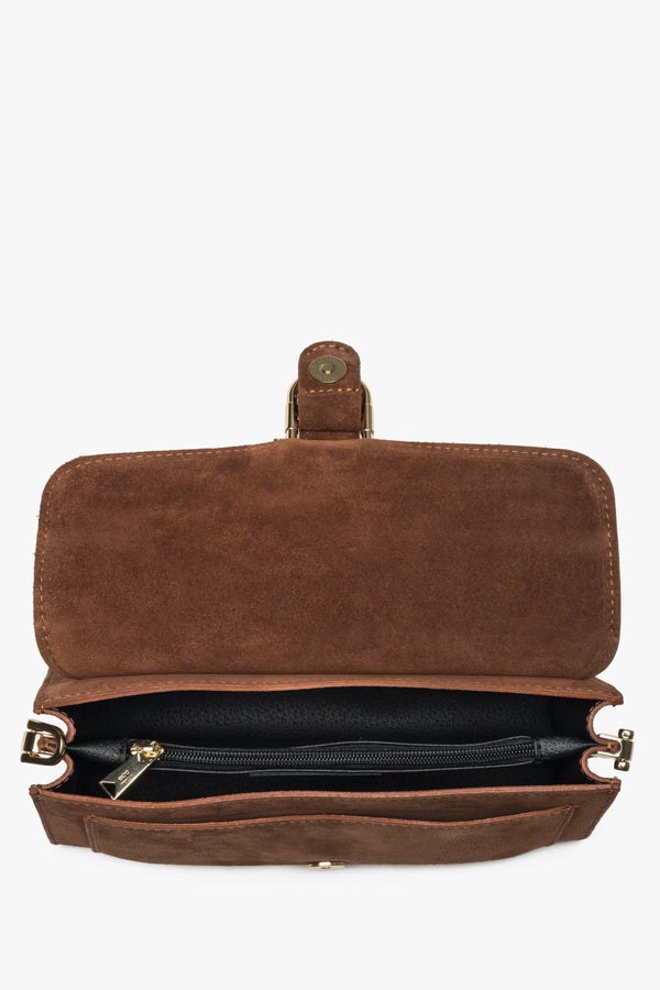 Women's shoulder bag, brown, made of Premium Italian Genuine Velour, Estro ER00118341.