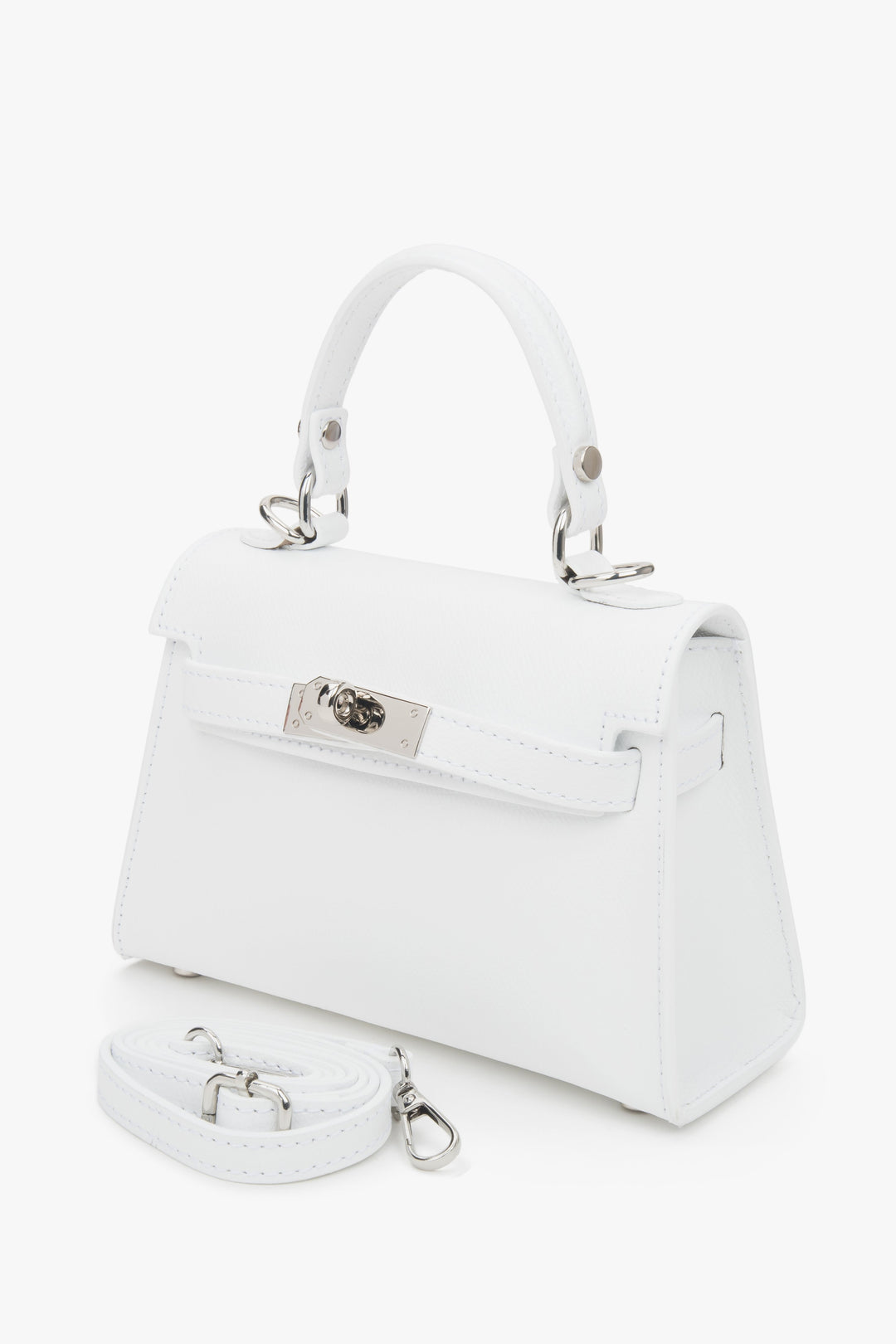 The small white satchel by Estro is an investment in quality and Italian design.