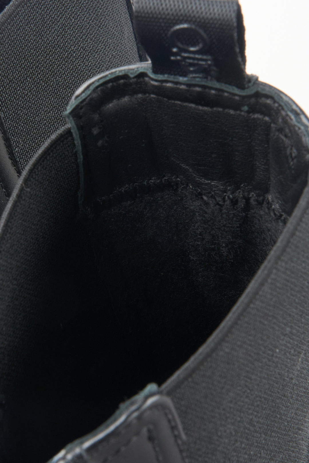 Women's black ankle boots by Estro - close-up of the interior.