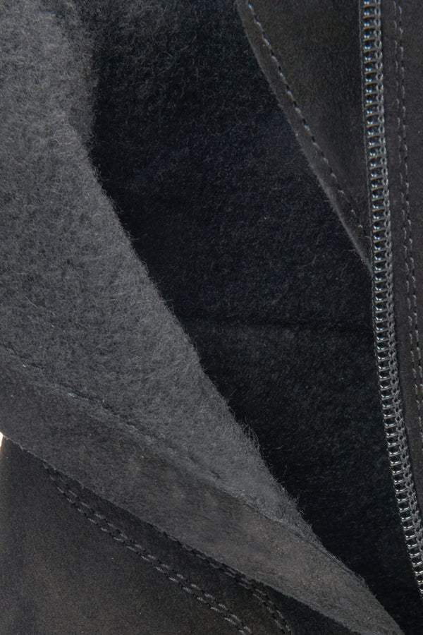 Women's black ankle boots by Estro - close-up of the interior.