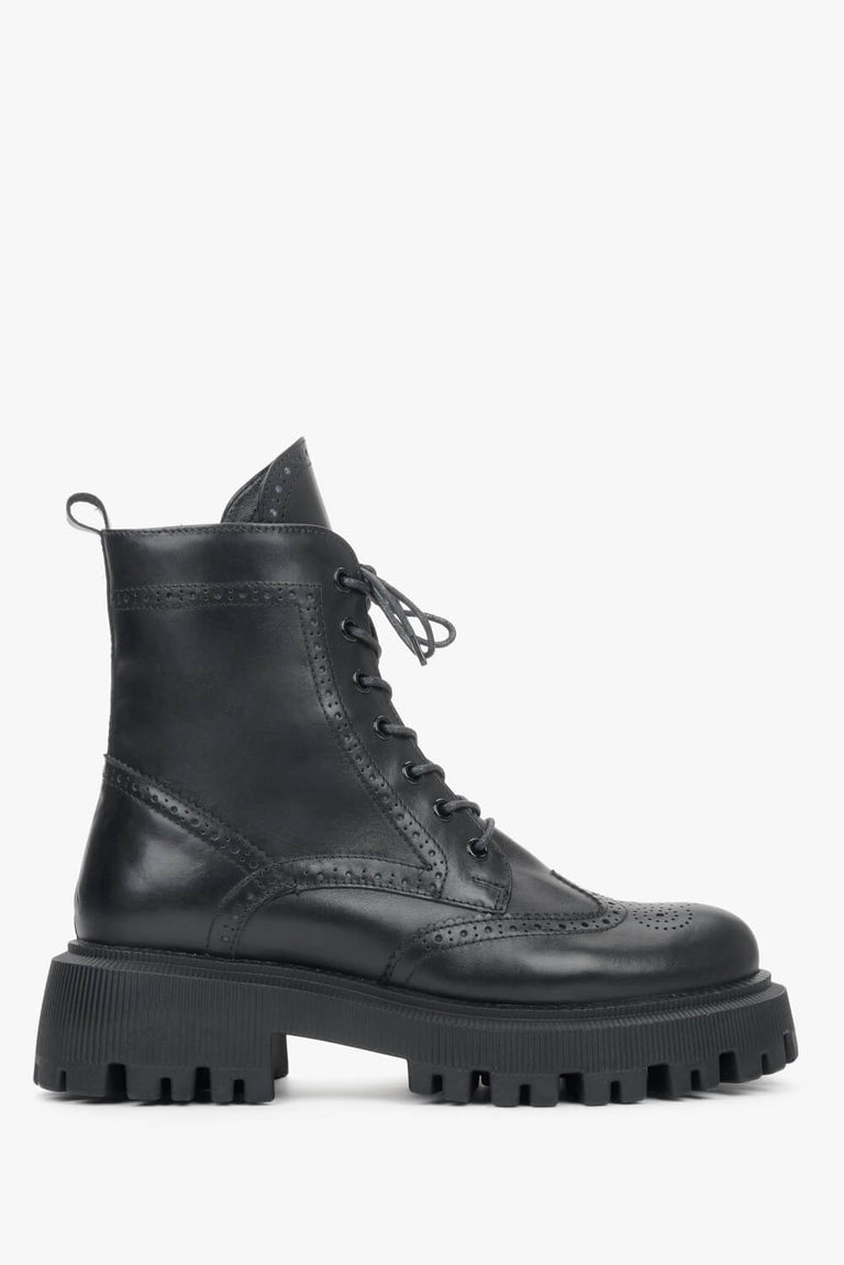 Lace-up, leather Estro women's boots platform - shoe profile.