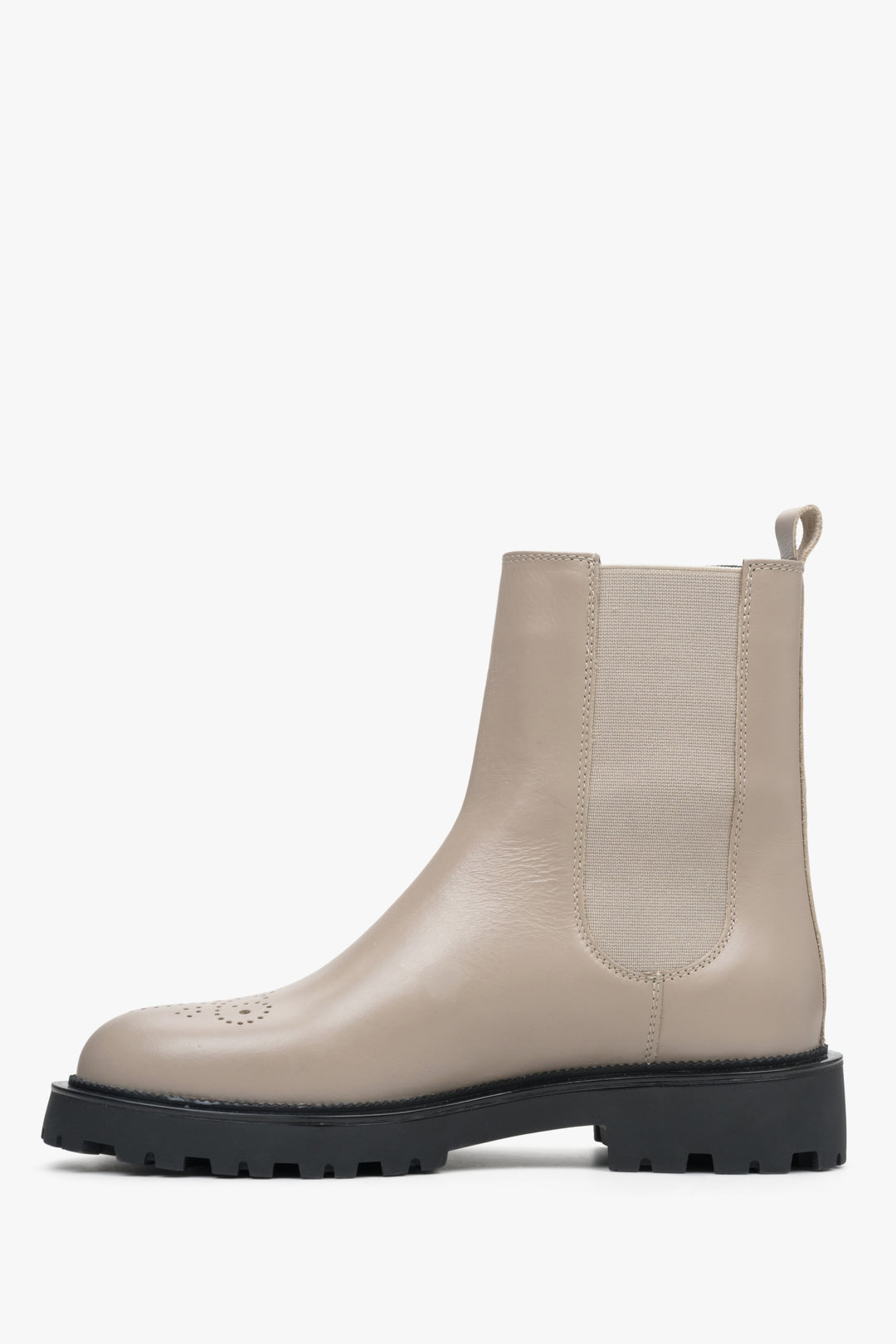 Women's beige and grey leather ankle boots - profile view of the Estro brand boot.
