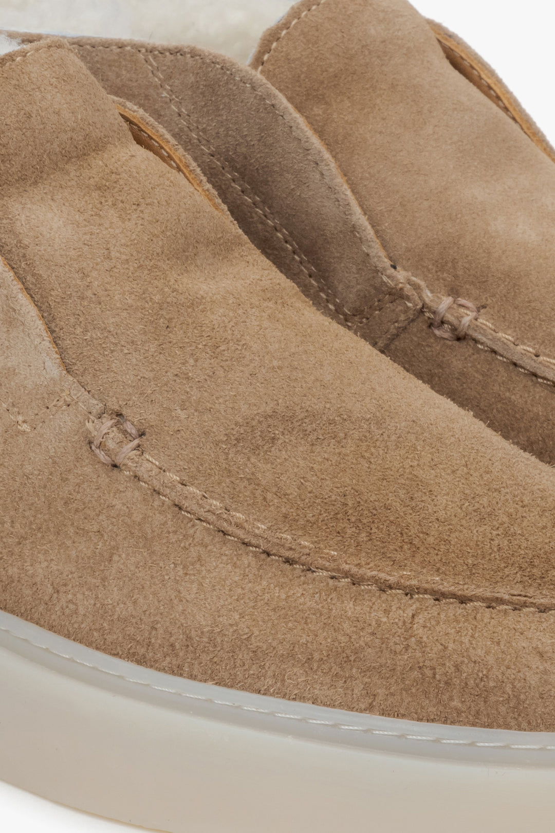 Women's brown velour ankle boots with fur Estro - close-up of the details.