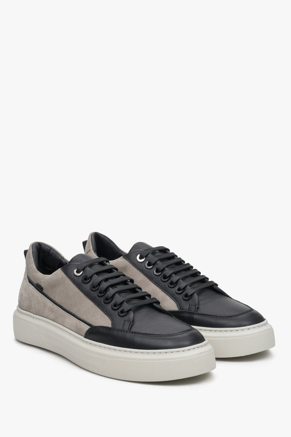 Casualy Estro men's lace-up grey-black sneakers by Estro.