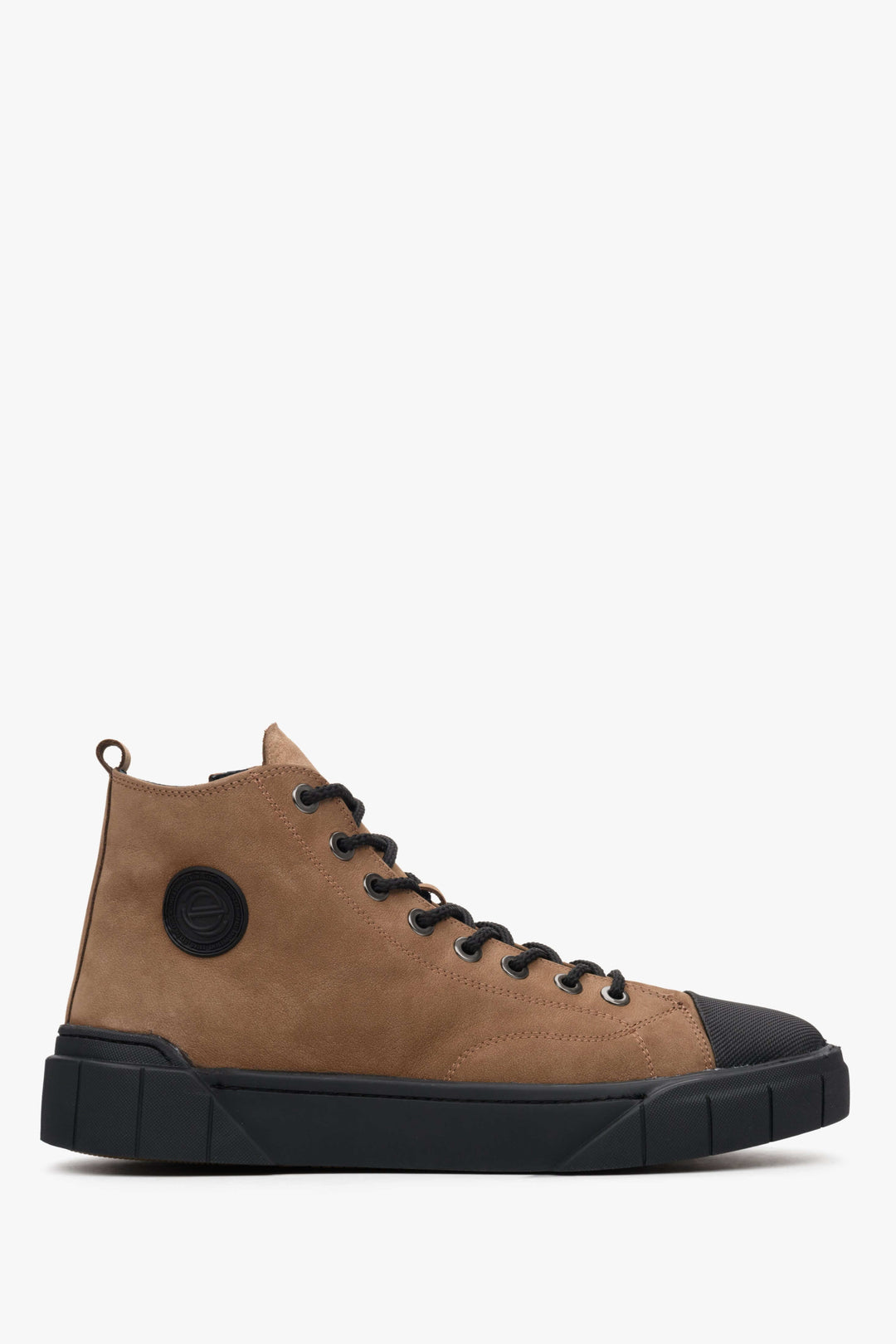 High-top men's lace-up sneakers in brown by Estro - shoe profile.