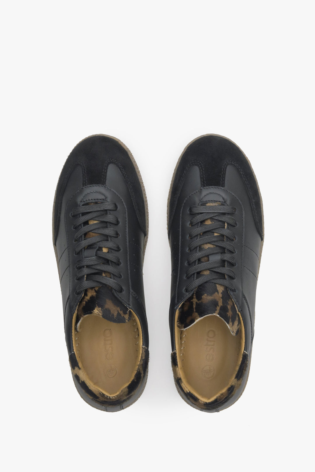 Estro leather women's black sneakers - model presentation from above.