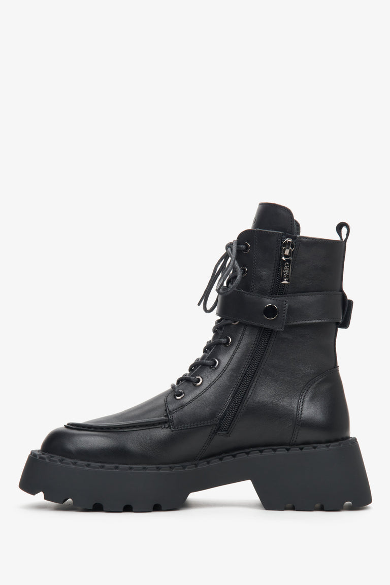 Leather women's black ankle boots for autumn with silver accents - profile of Estro brand shoes.