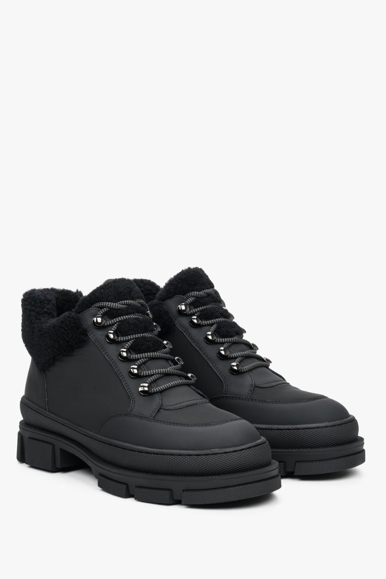 Women's Black Winter Lace-up Boots Estro ER00112245.