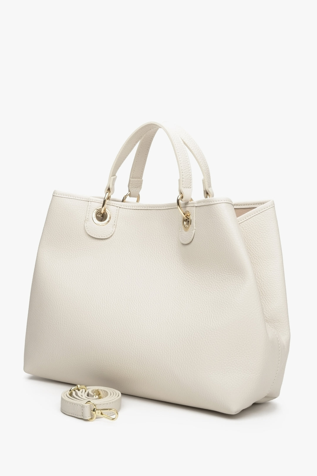 Women's leather beige handbag made from Italian genuine leather by Estro.