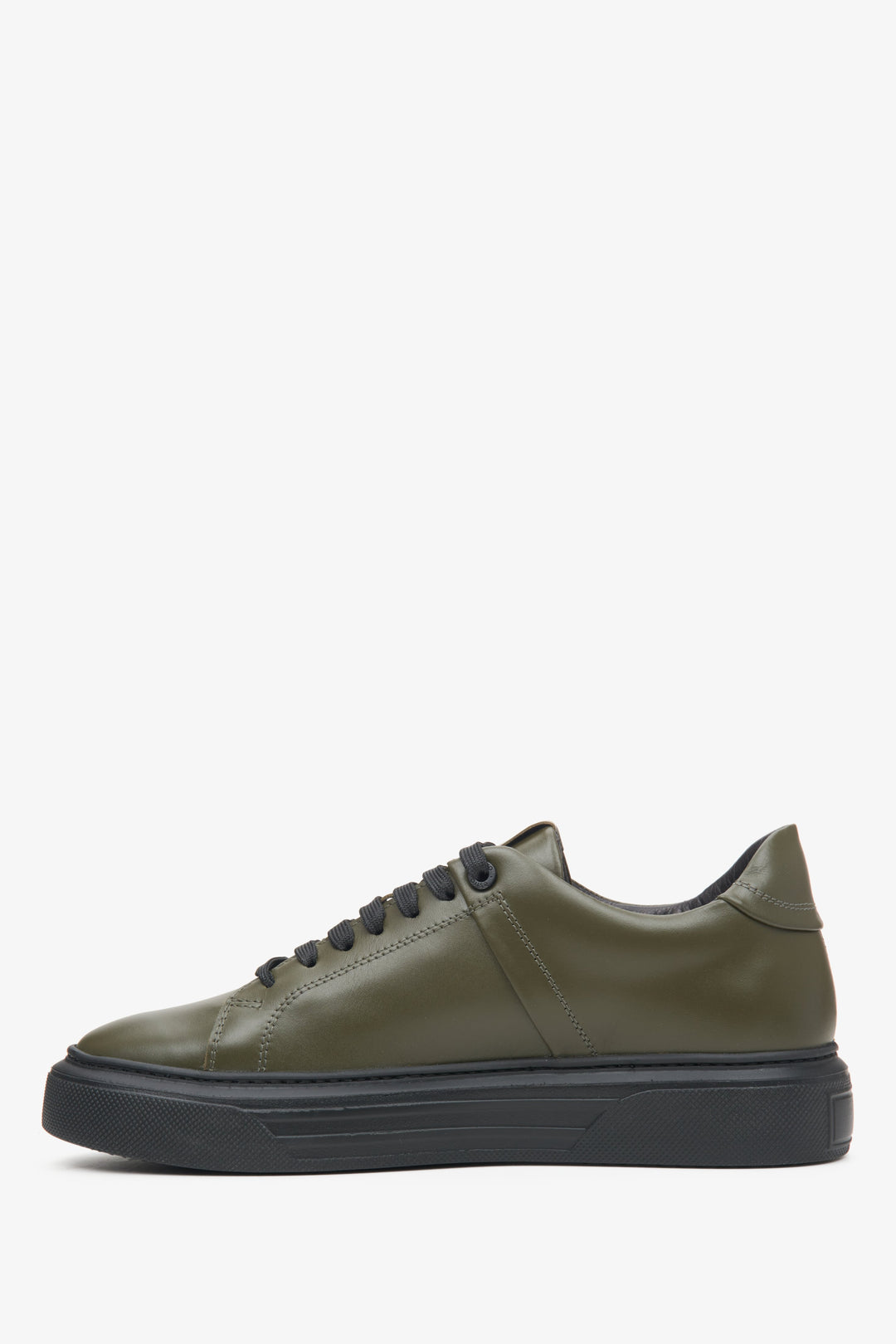 Men's khaki Estro sneakers in genuine leather - shoe profile.