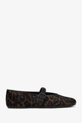 Women's Leather Buckle Ballet Flats with a Leopard Print Pattern Estro ER00116950.