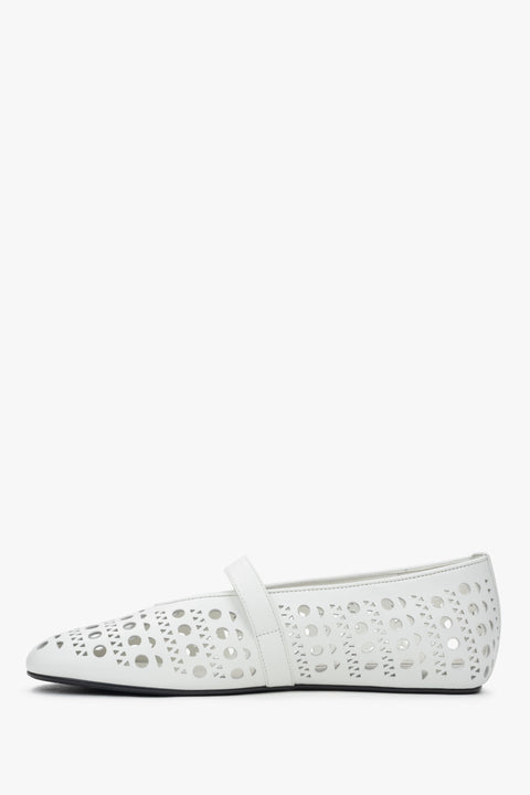 Stylish white Estro women's ballet flats, made of perforated genuine leather, offering breathability and comfort on summer days.