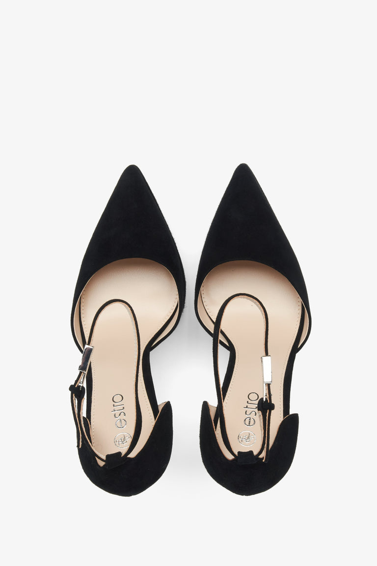 Black velour women's pumps by Estro - top view.