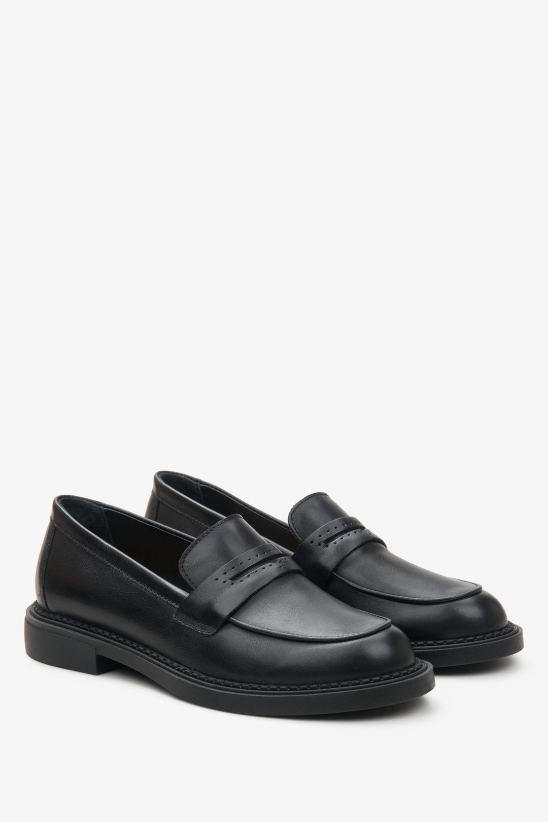 Classic women's black loafers by Estro.