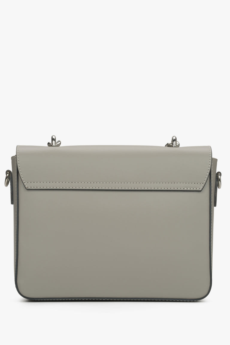 Women's grey shoulder bag made of premium Italian leather - reverse side.