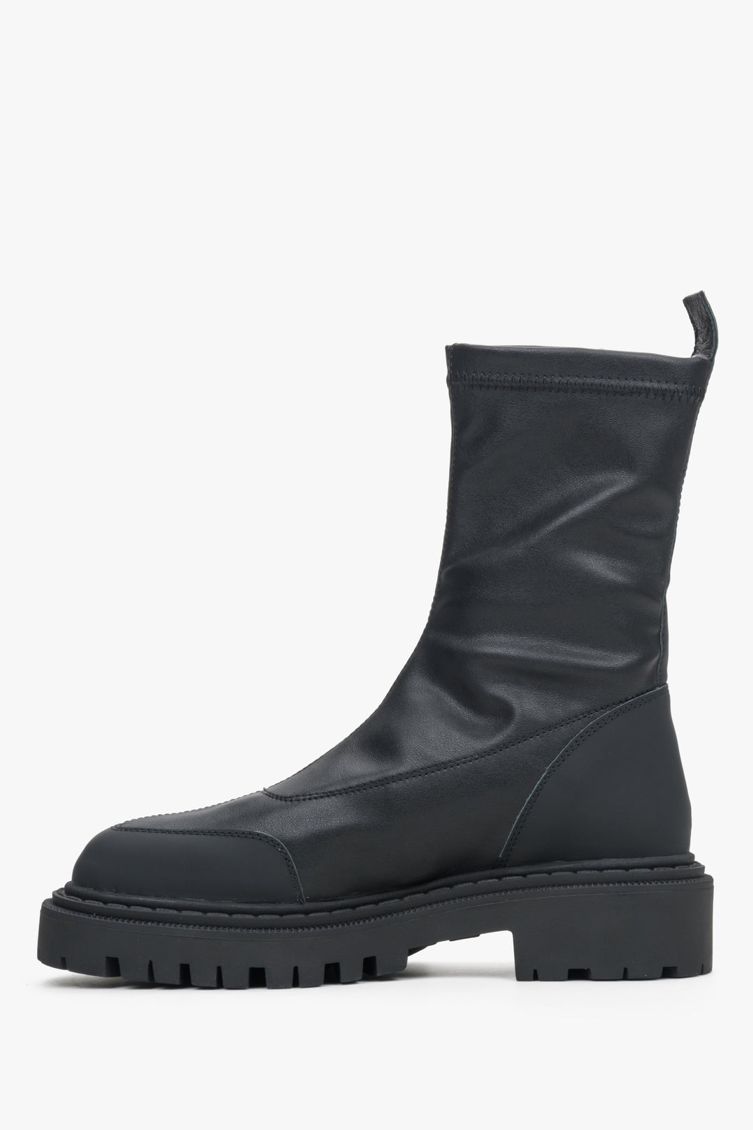 High black women's boots with a flexible upper - shoe profile.