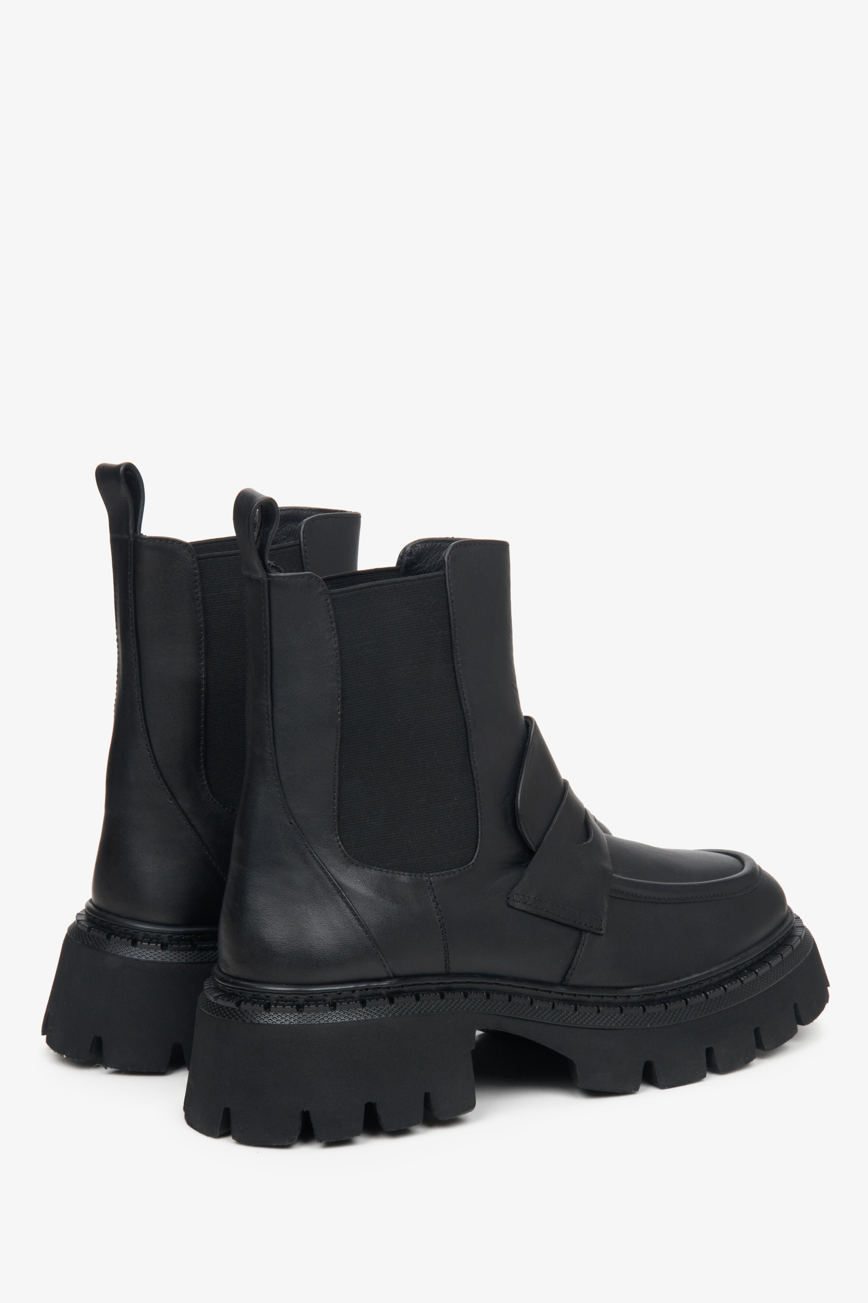 Women's black ankle boots Estro - shoe sideline.