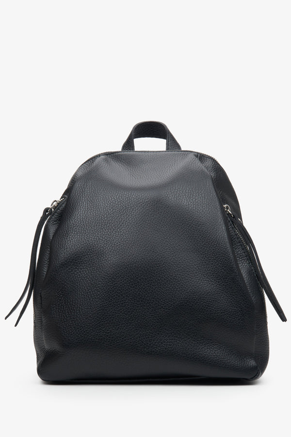 Women's Black Leather Backpack with Silver Accents Estro ER00113408.