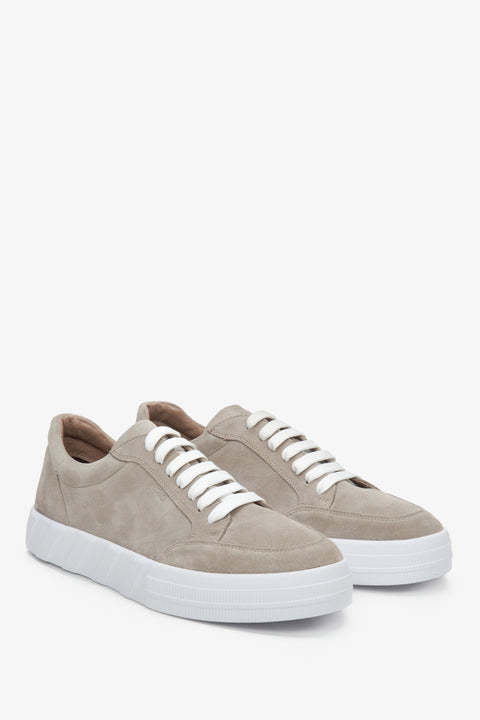 Men's beige suede sneakers by Estro with laces - close-up of the toe line and side of the footwear.