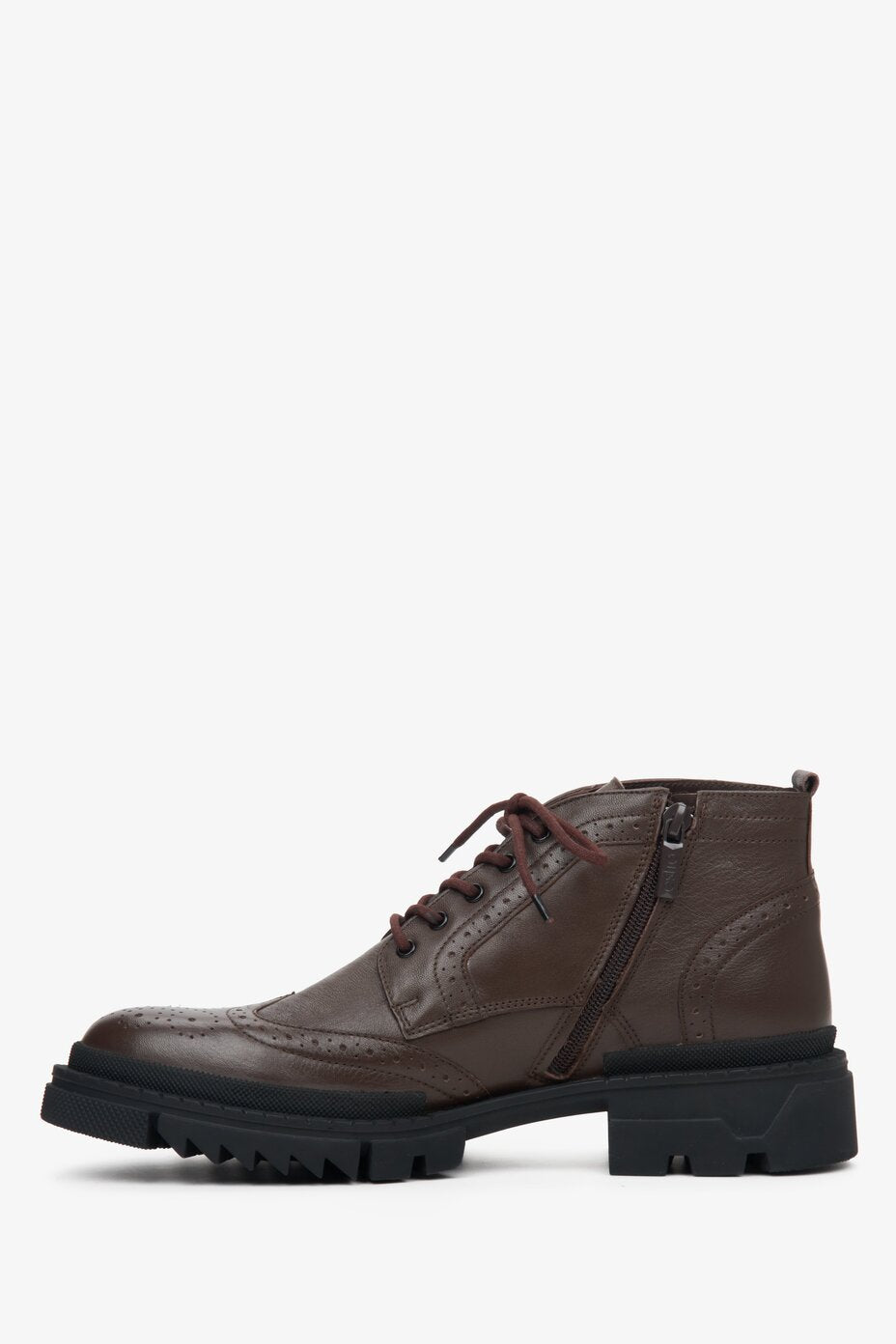 Estro men's lace-up boots - preview of the shoe profile in brown.