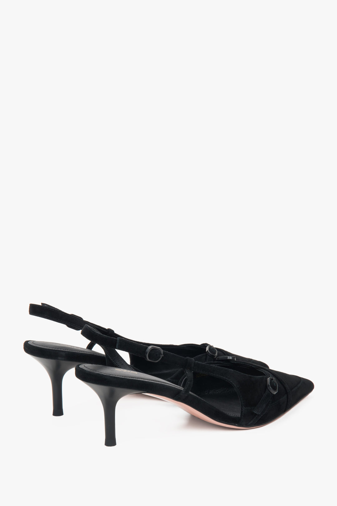 Elegant low-heeled slingbacks in black velour from Estro.
